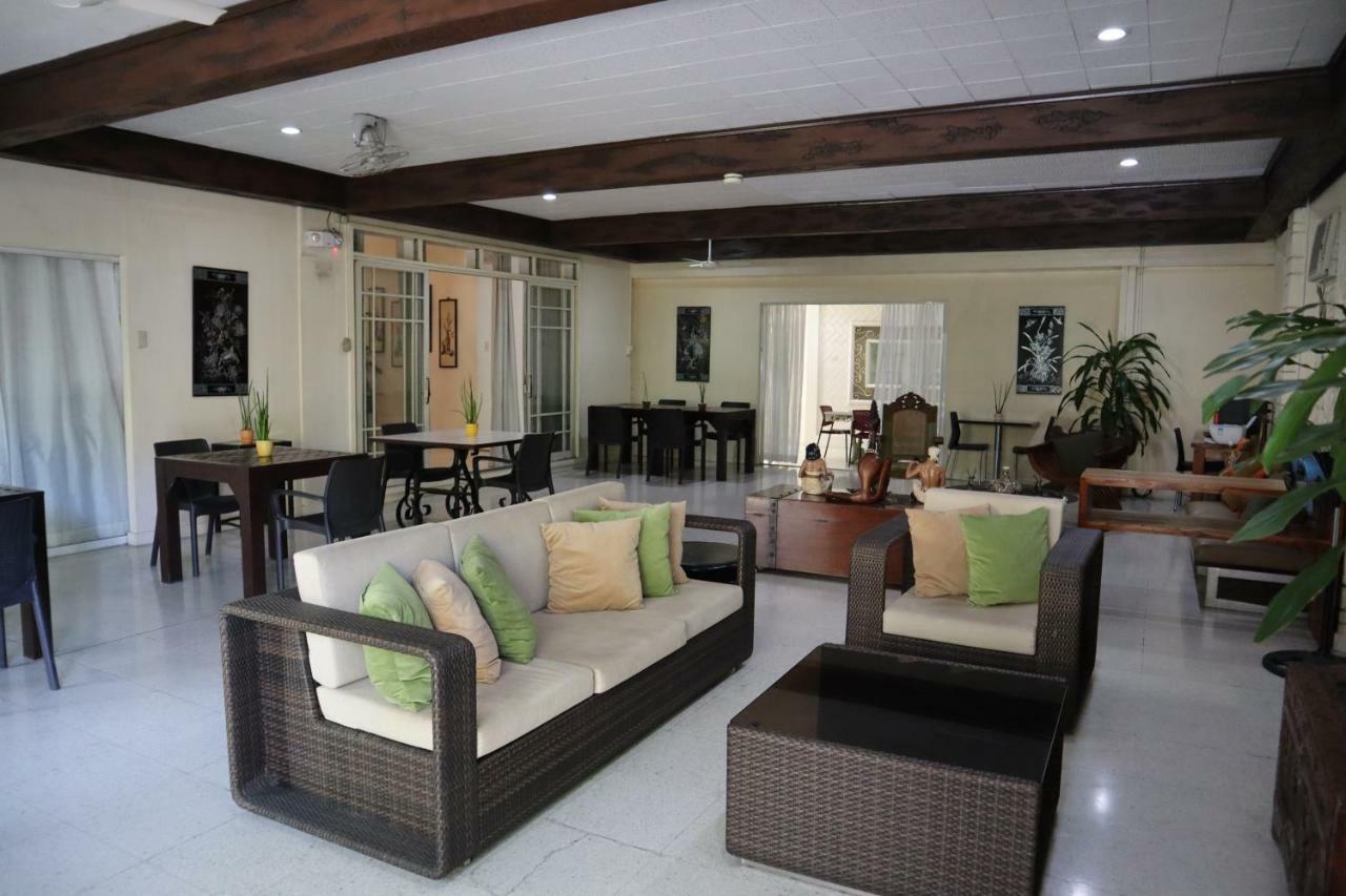 Domicilio Lorenzo Davao Exterior photo